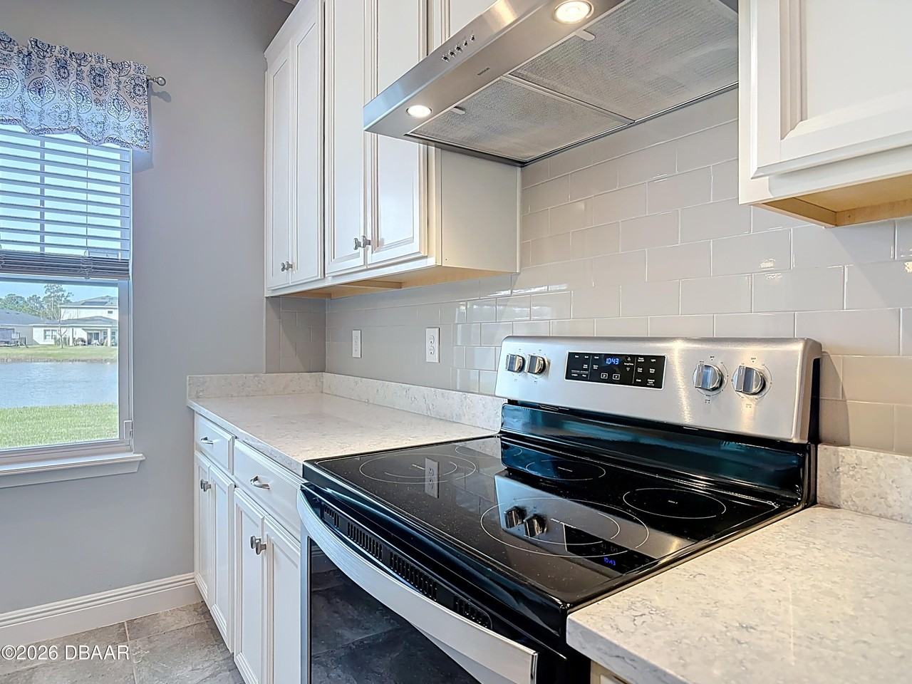 5644 Estero Loop - Photo 5 of 50