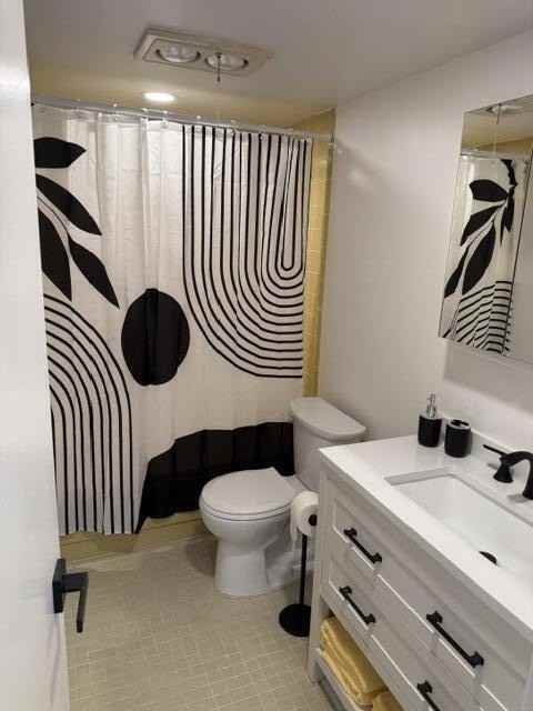 205 Se 11th Ter - Photo 4 of 7