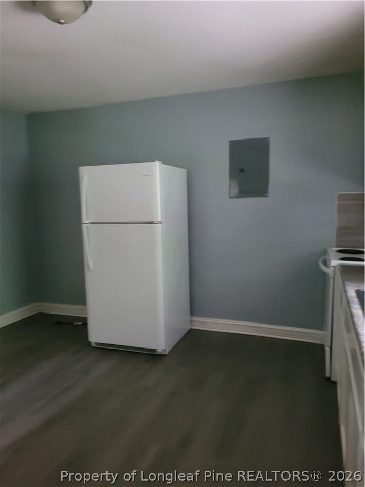 5103 Cypress Rd - Photo 3 of 4