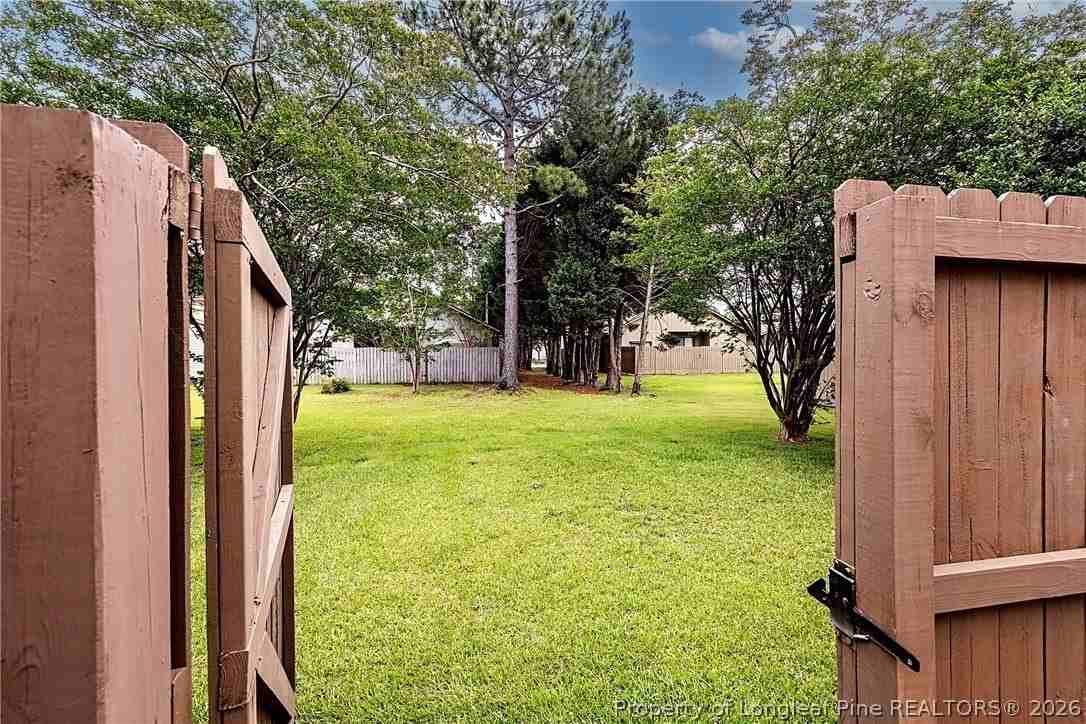 4607 Hoe Ct - Photo 7 of 27