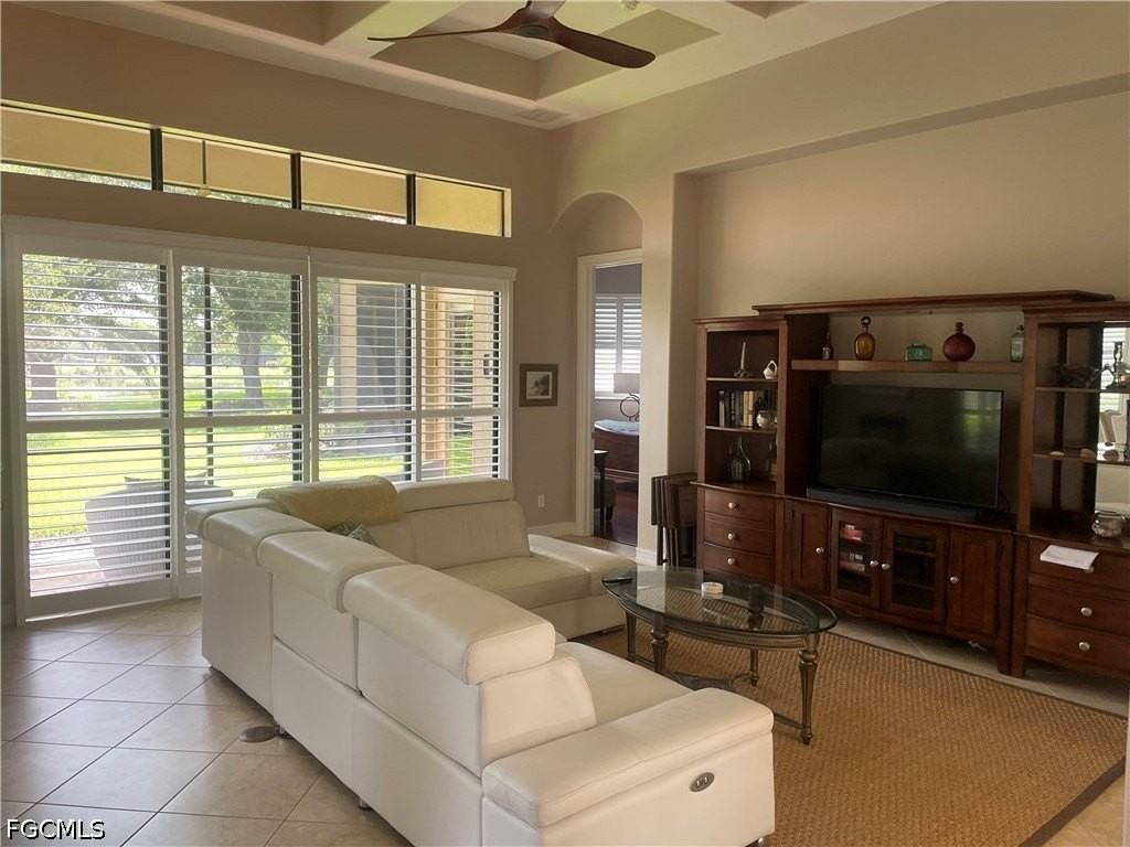 8314 Provencia Ct - Photo 4 of 37