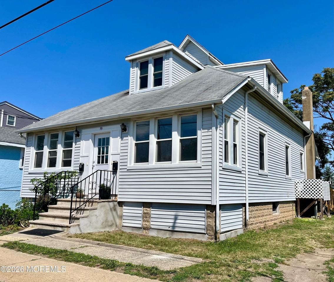 59 Waterwitch Ave #B - Photo 2 of 5