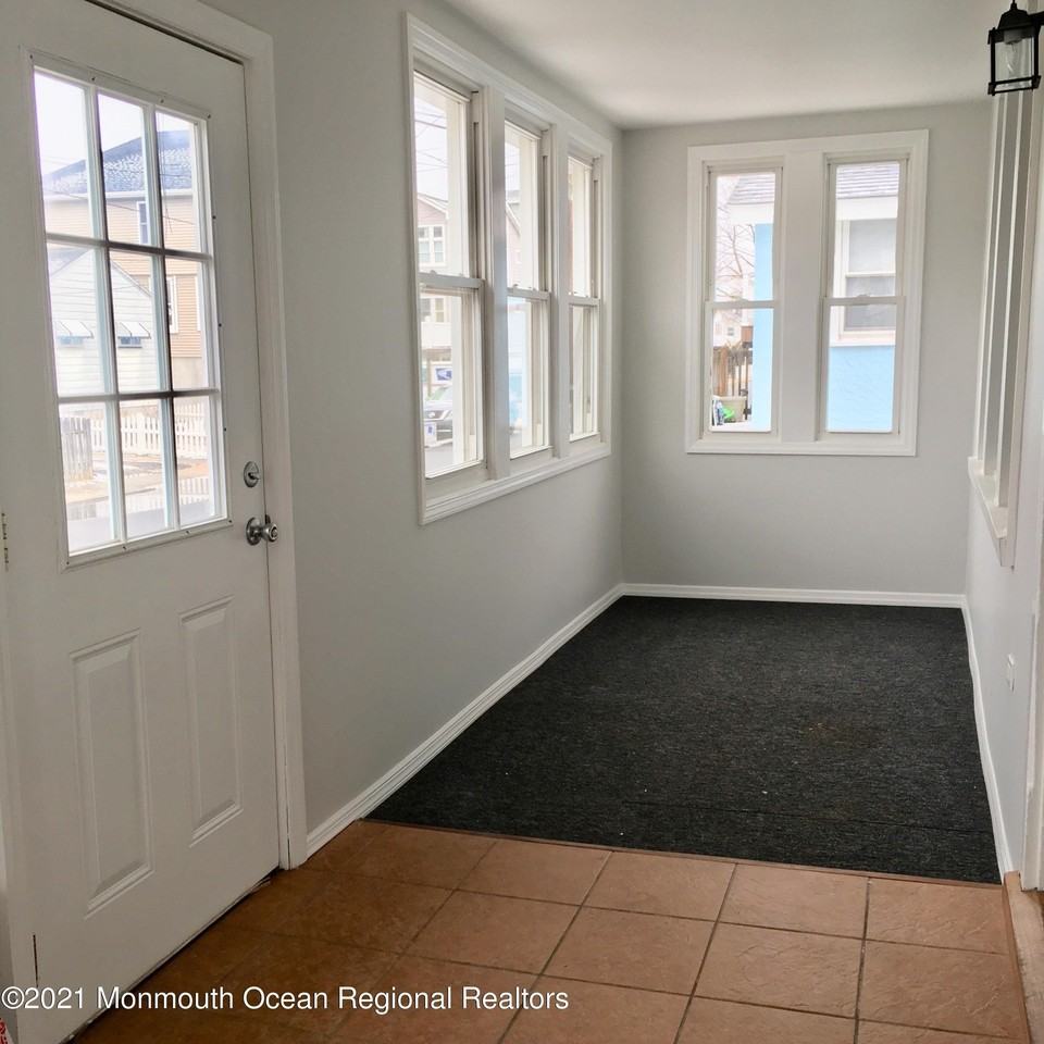 59 Waterwitch Ave #B - Photo 5 of 5