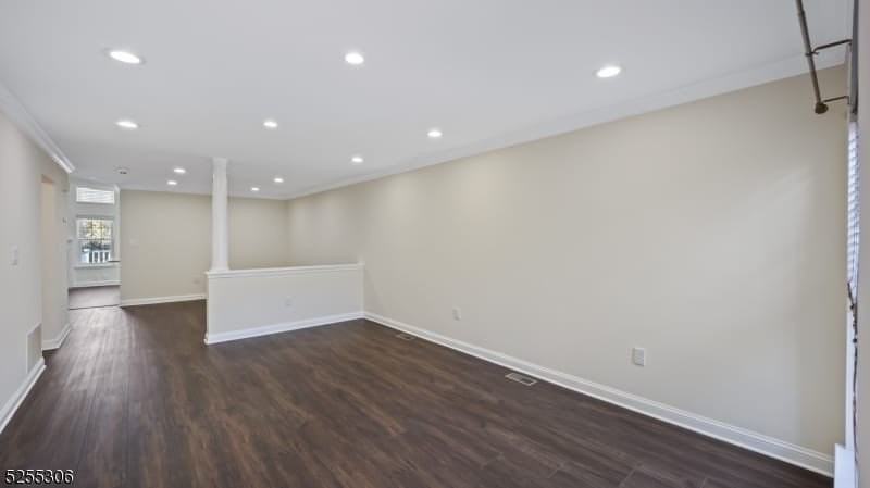1306 Stech Dr - Photo 6 of 39