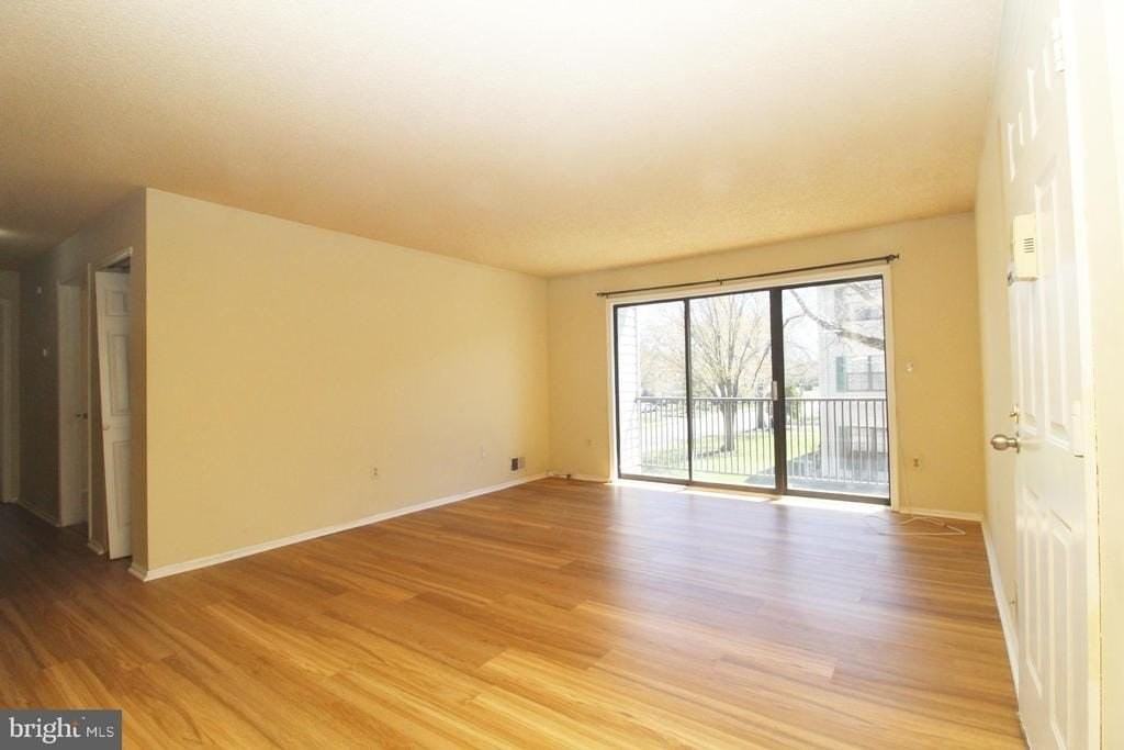 7 Joyner Ct - Photo 6 of 16