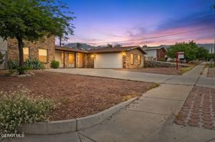 featured image of 6932 Escondido Dr #B