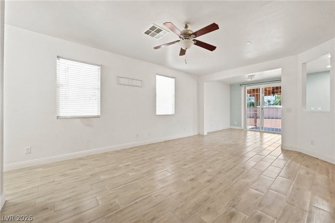 9293 Palmetto Park Ct - Photo 3 of 26
