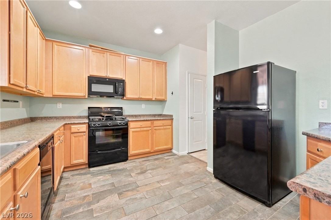 9293 Palmetto Park Ct - Photo 7 of 26