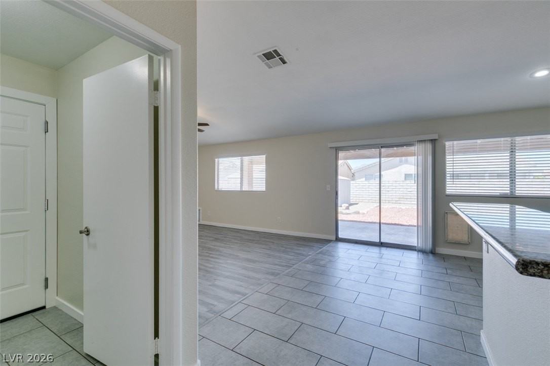 2028 Rustler Ridge Ave - Photo 4 of 40