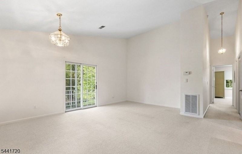 82 Smithfield Ct - Photo 4 of 30