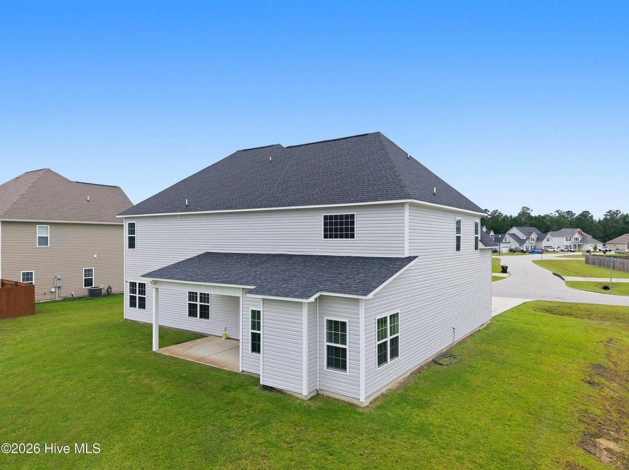 316 Naval Store Dr - Photo 4 of 50