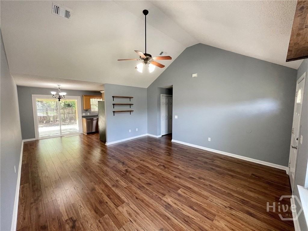 119 Mustang Dr - Photo 5 of 49