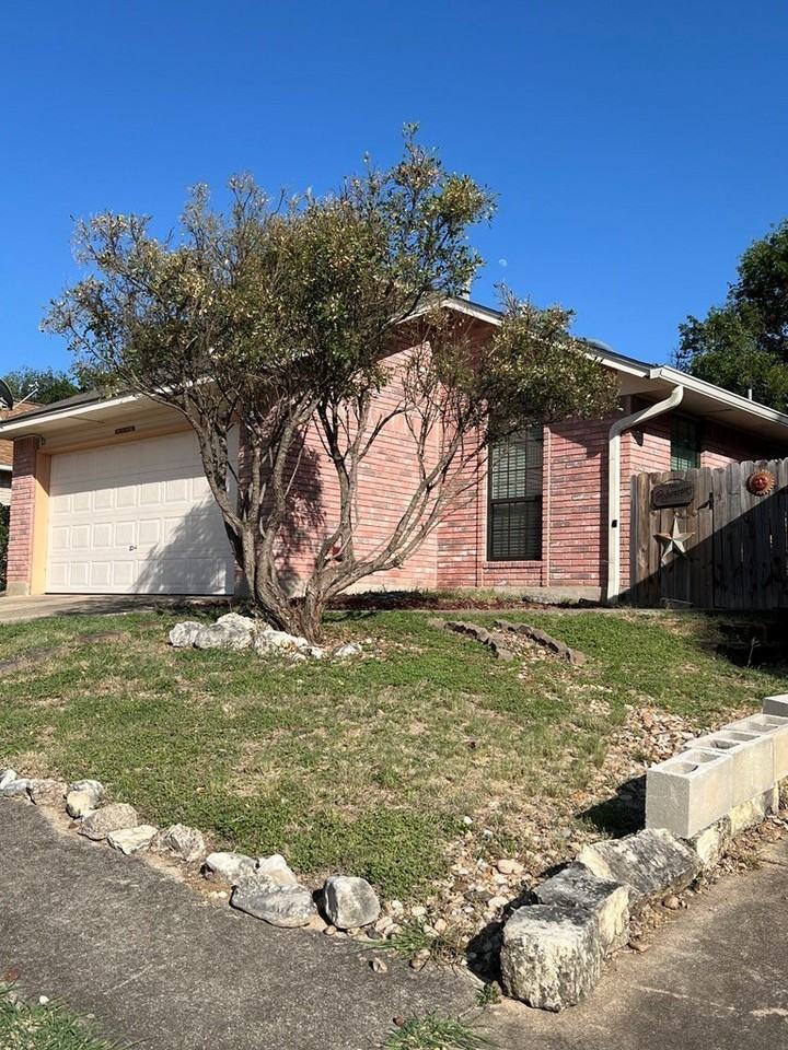 102 Aspen Dr - Photo 2 of 21