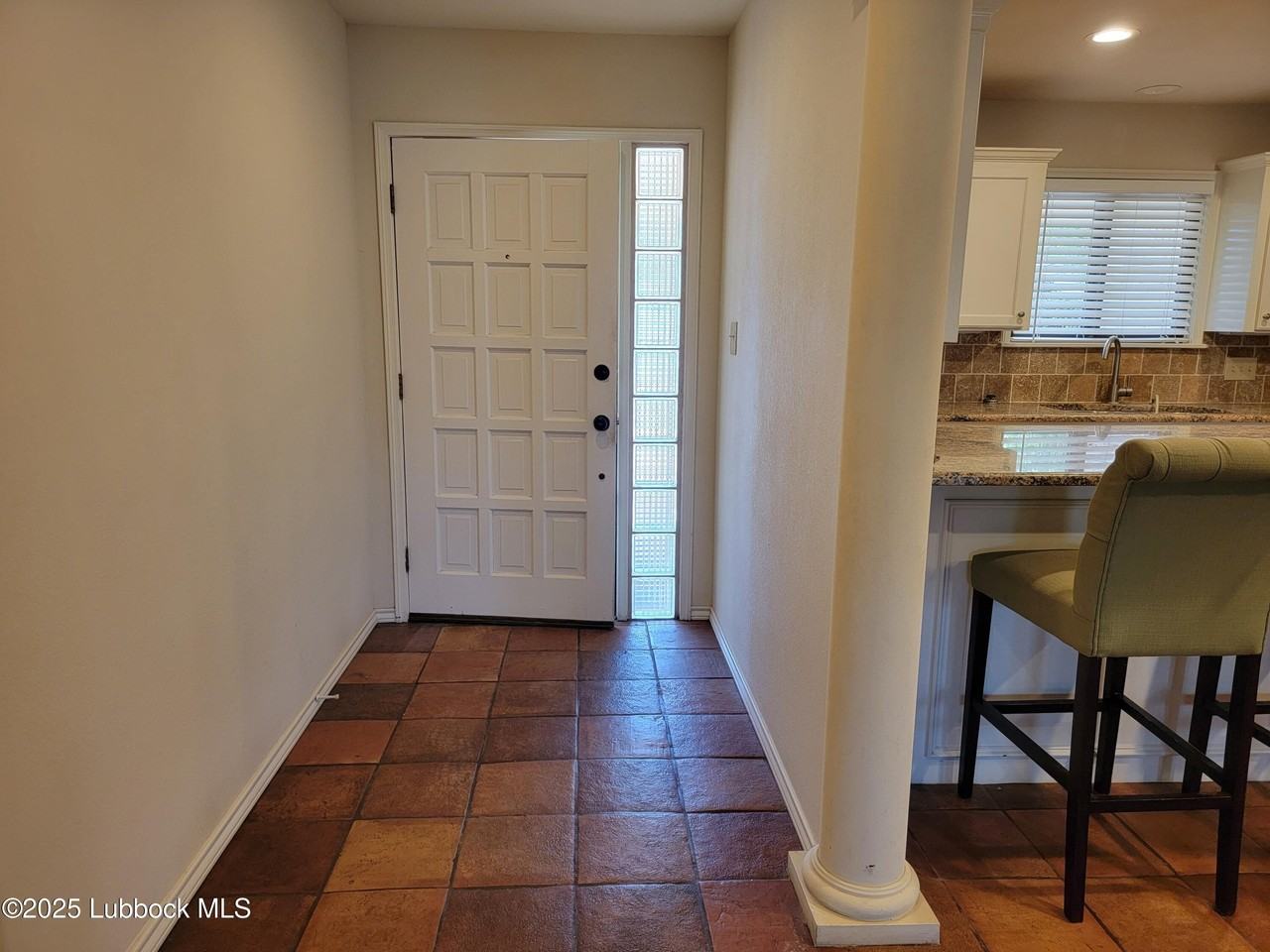 3206 69th St - Photo 4 of 25