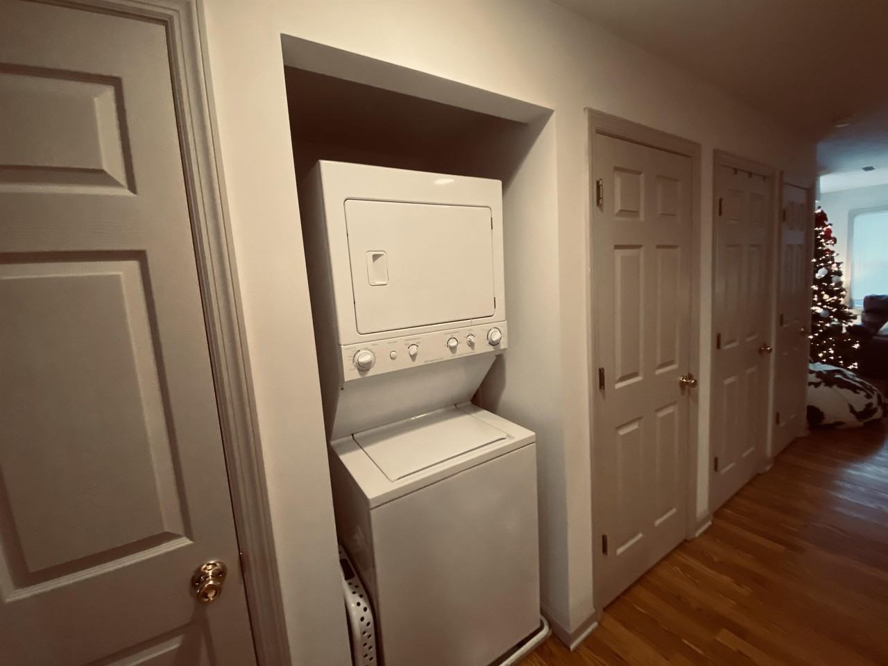 1486 Clover Avenue - Photo 6 of 6