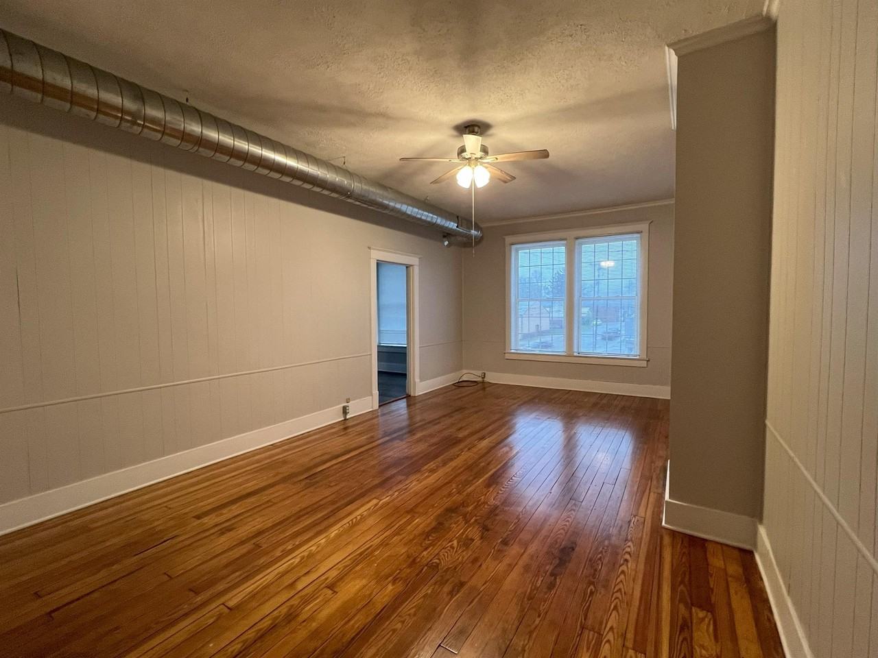 Garrett Building - Photo 2 of 5