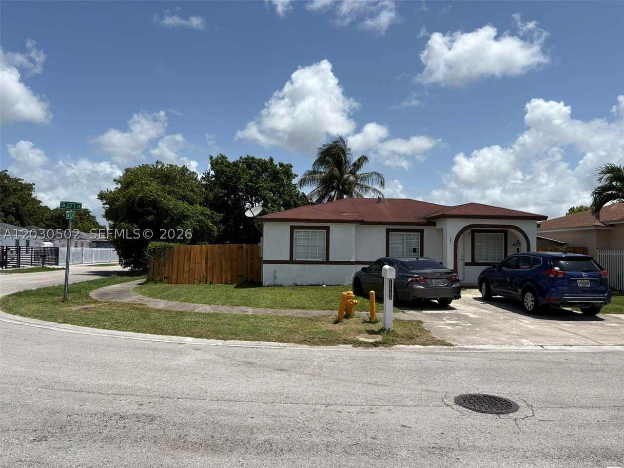13471 Sw 271st Ln - Photo 2 of 30