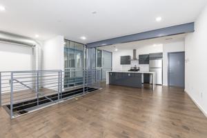 featured image of 1541 N 6th St