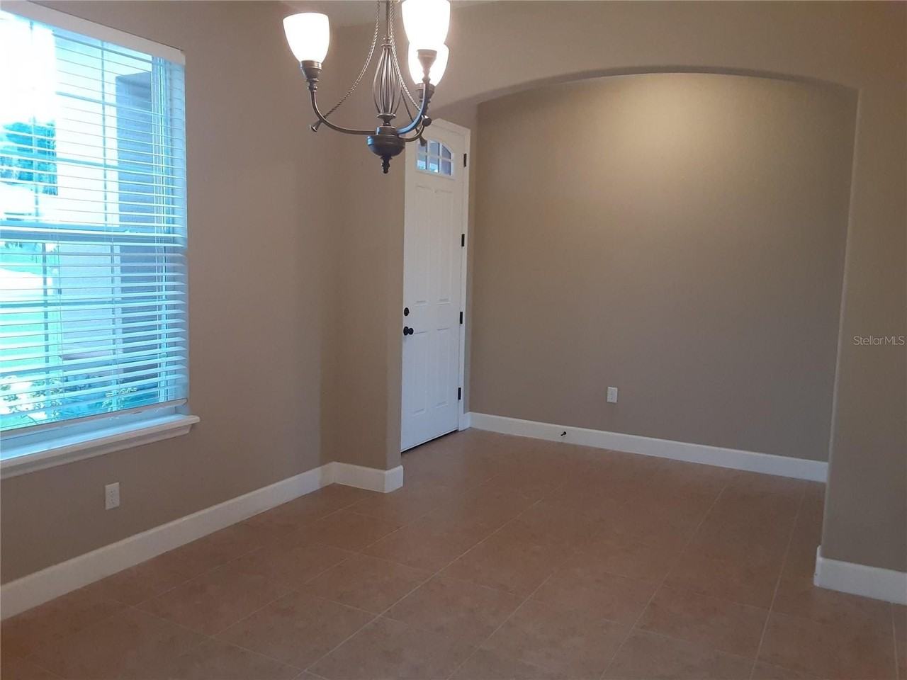 33848 Emerald Pond Loop - Photo 3 of 16