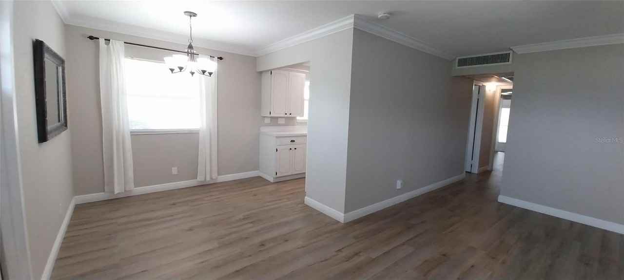 1811 Bedford Ln #157 - Photo 4 of 21