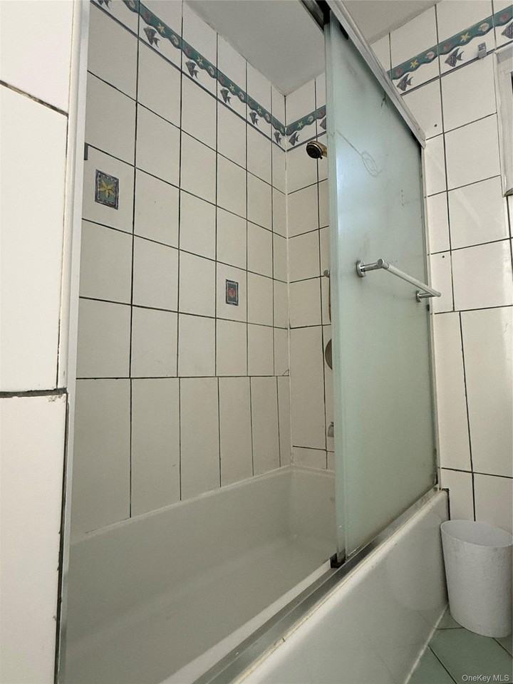 15 Meriam St - Photo 7 of 11