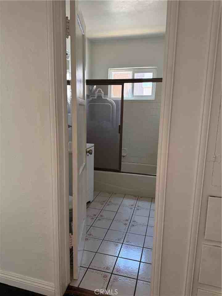 4845 Willard Ave - Photo 4 of 11