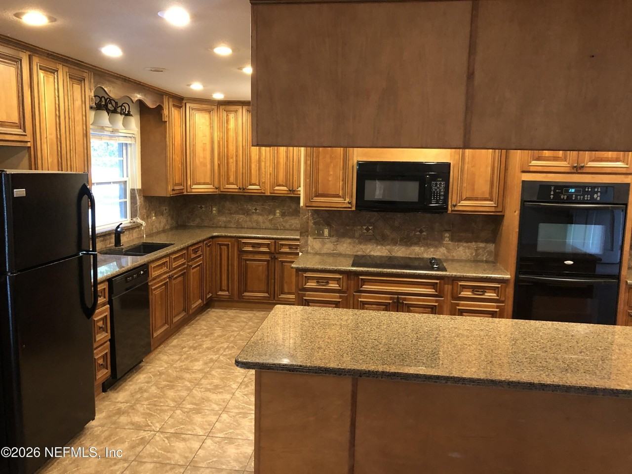 5406 Community Cir - Photo 6 of 12