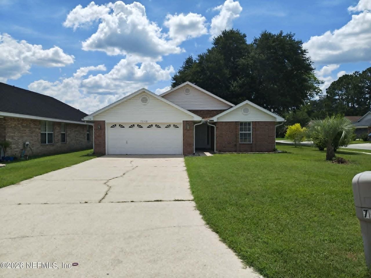 7548 Cliff Cottage Dr - Photo 2 of 17