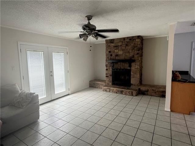 414 Johns Hopkins Dr - Photo 2 of 9