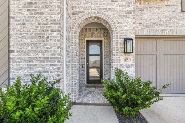 1825 Rough Ridge Trl - Photo 5 of 37