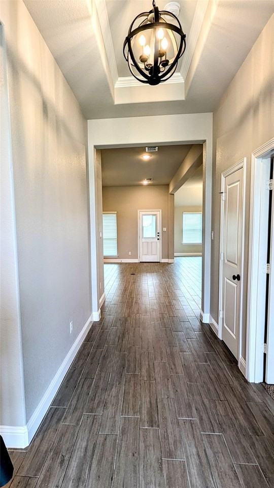 304 Brinkley Dr - Photo 2 of 40