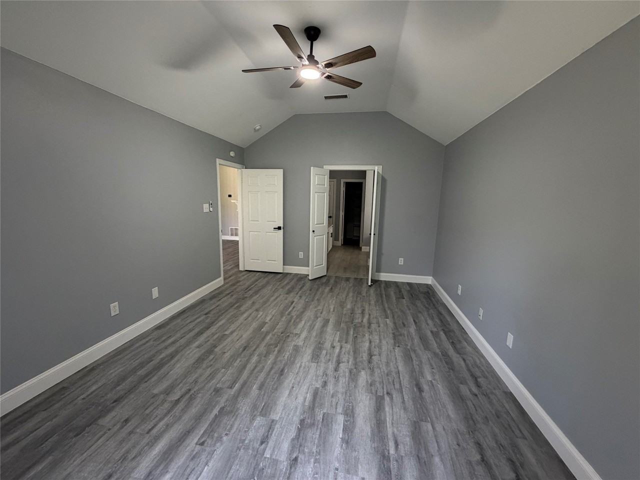 1808 Haley Cir - Photo 6 of 16