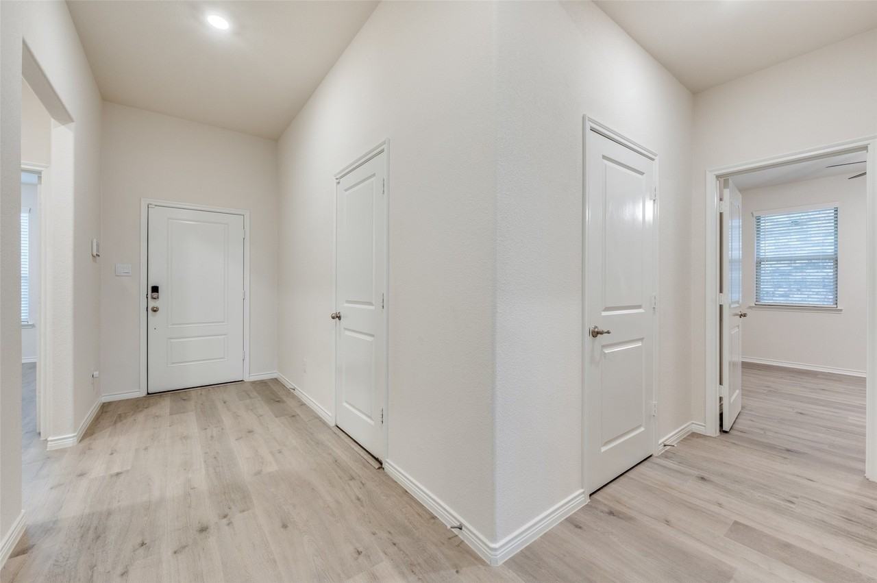 3512 Honey Hill Rd - Photo 3 of 25