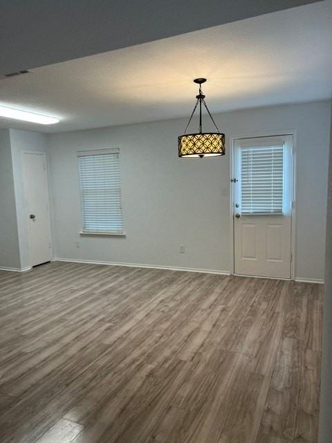2132 Van Zandt Dr - Photo 4 of 16