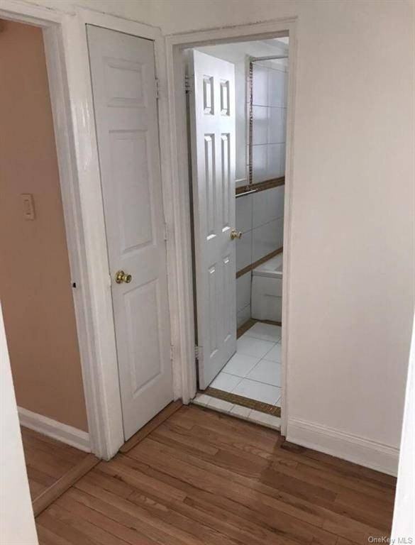 2090 Barnes Ave #3E - Photo 7 of 13