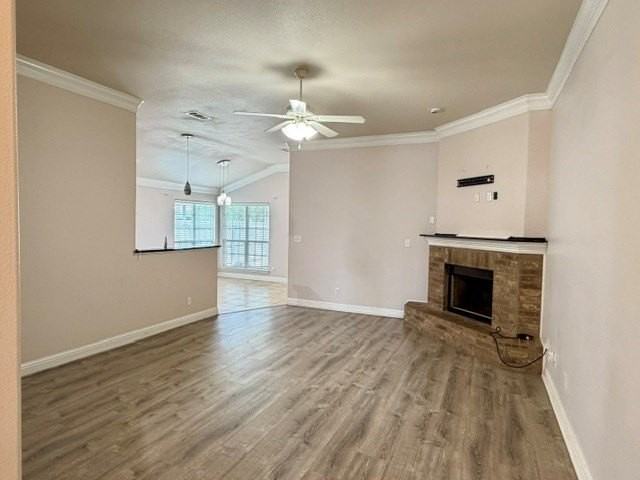 625 Memorial Ct - Photo 2 of 16