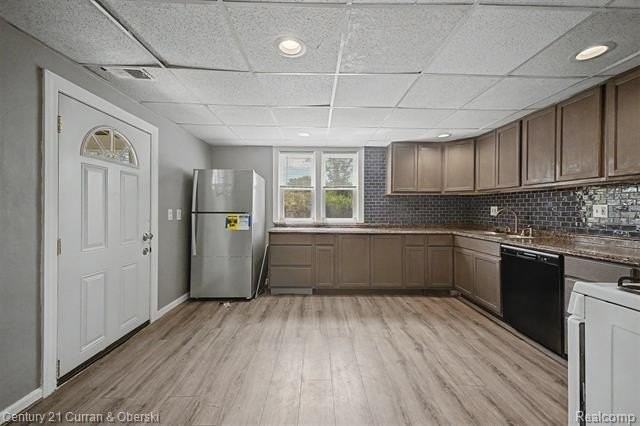24915 Saint Paul Blvd - Photo 5 of 21