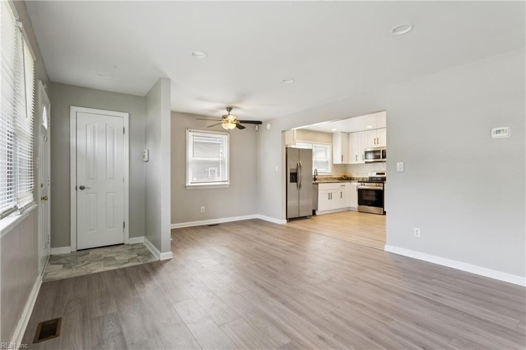 1250 Hampton Ave - Photo 7 of 26