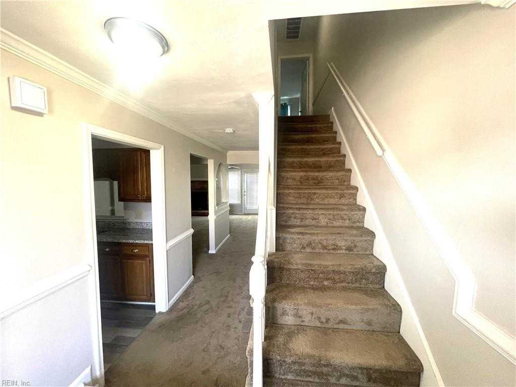 4859 Woods Edge Rd - Photo 5 of 33