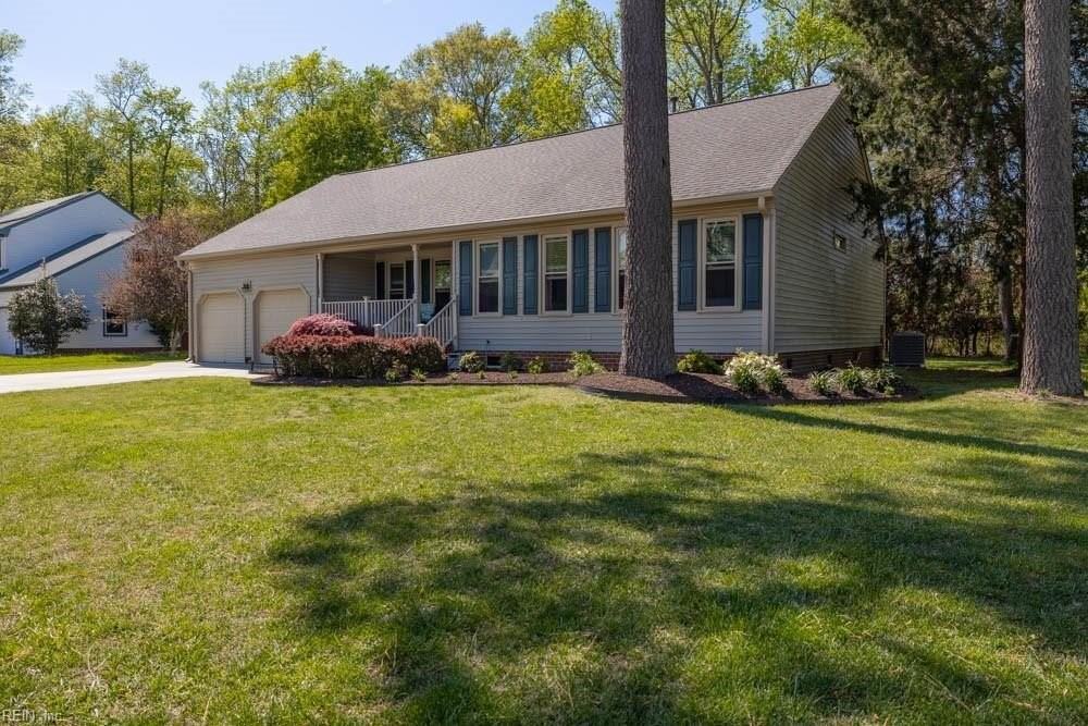 917 Fox Ridge Trl - Photo 2 of 32