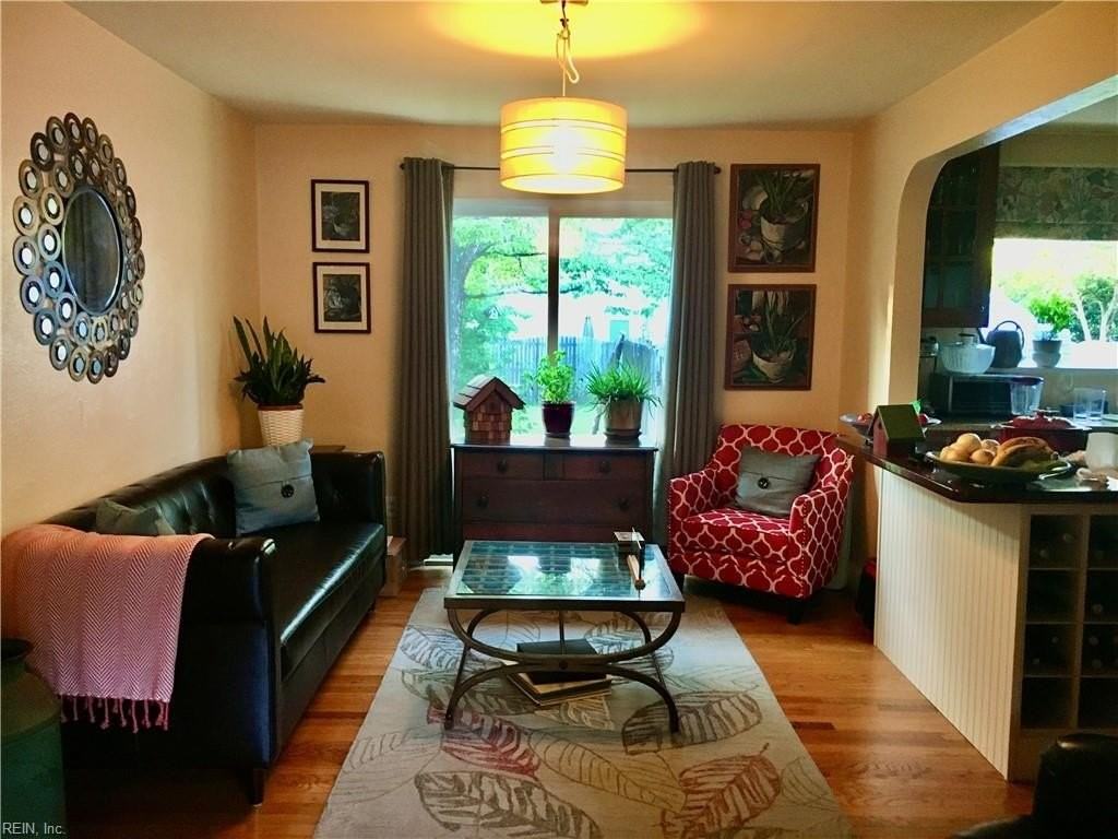 1300 Elk Ave - Photo 3 of 23