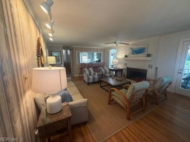 8504 Atlantic Ave - Photo 5 of 50