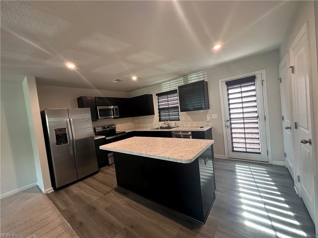 304 Forecastle St - Photo 4 of 29