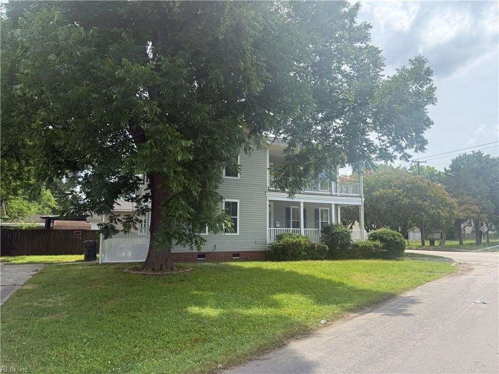 2142 Ballentine Blvd - Photo 2 of 15