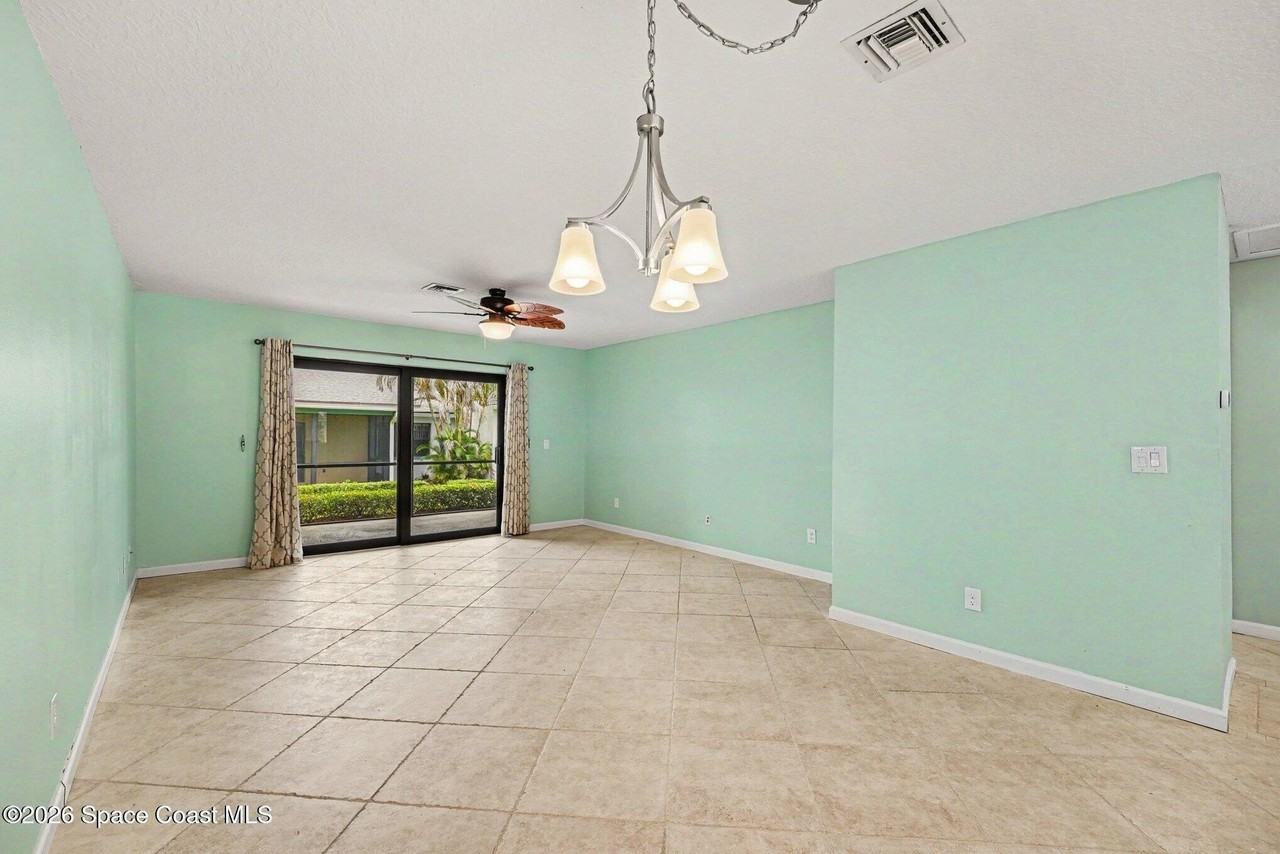 290 Paradise Blvd #2 - Photo 6 of 20