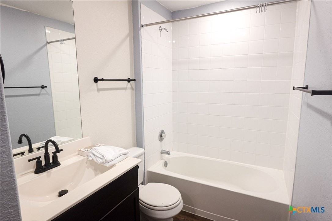 348 Desert Willow - Photo 2 of 28