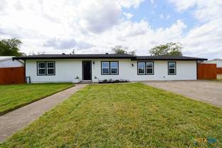 913 Hander Ln - Photo 1 of 1