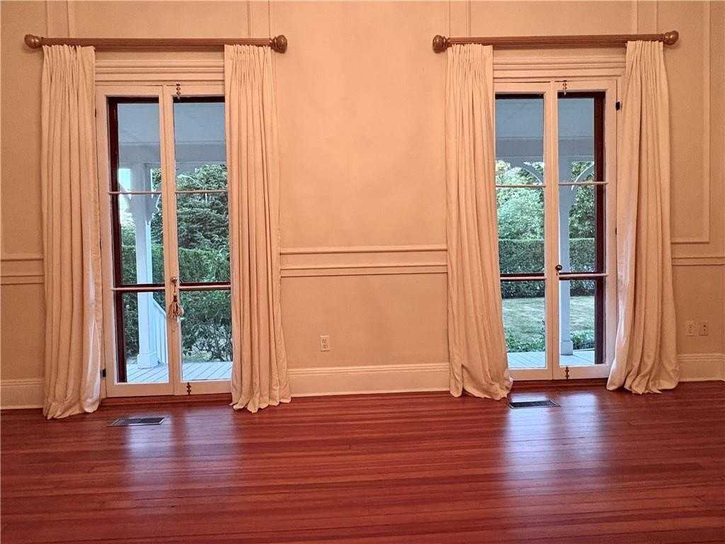 20 Greenough Pl #1A - Photo 7 of 26