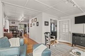 14 Dearborn St - Photo 4 of 22