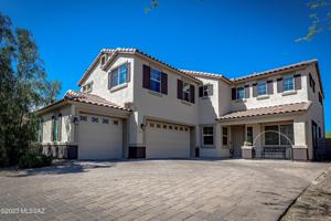 featured image of 8479 N Gaetano Loop